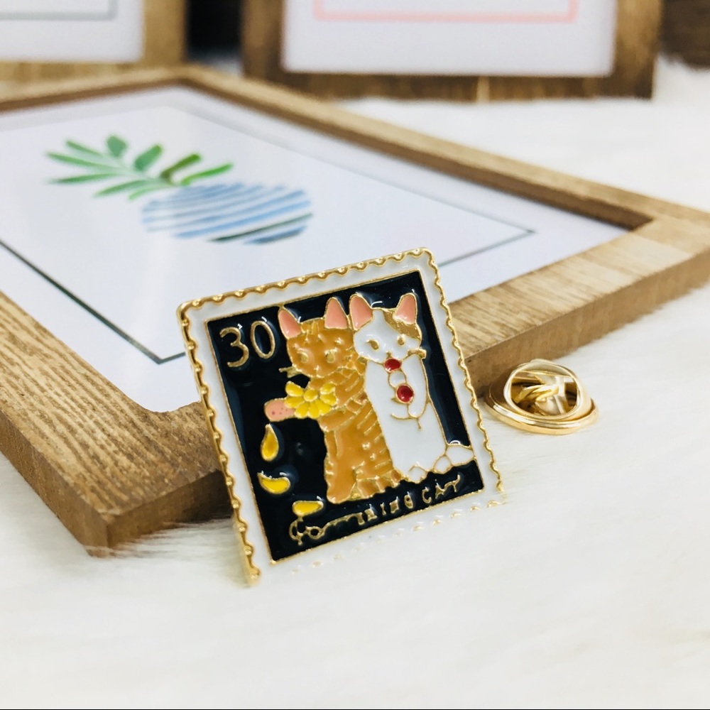 ‼️Must Bundle‼️Cat’s Stamp Friendship EnamelPin - Picture 2 of 4